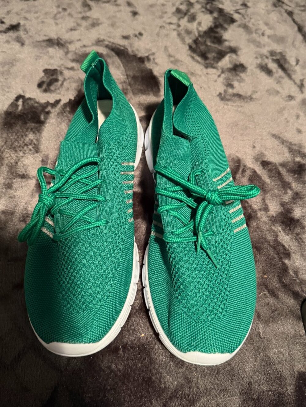 Unknown - Lightweight Sneakers - Green - 10 - NWOT